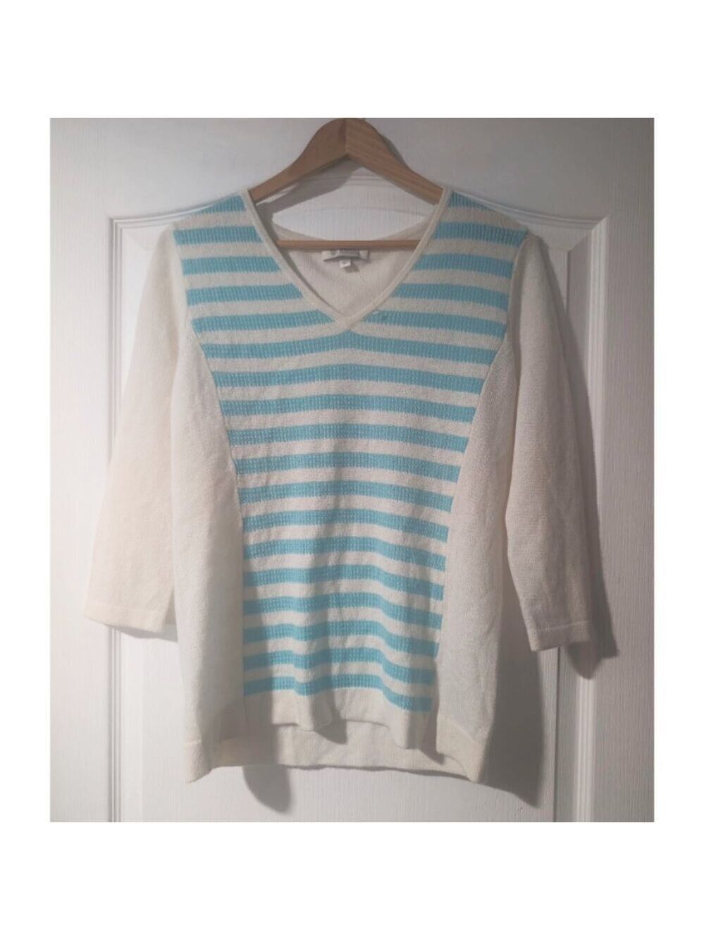 NEW! Kinross | 100% Cashmere V-Neck Sweater In Ivory & Aqua Stripes
